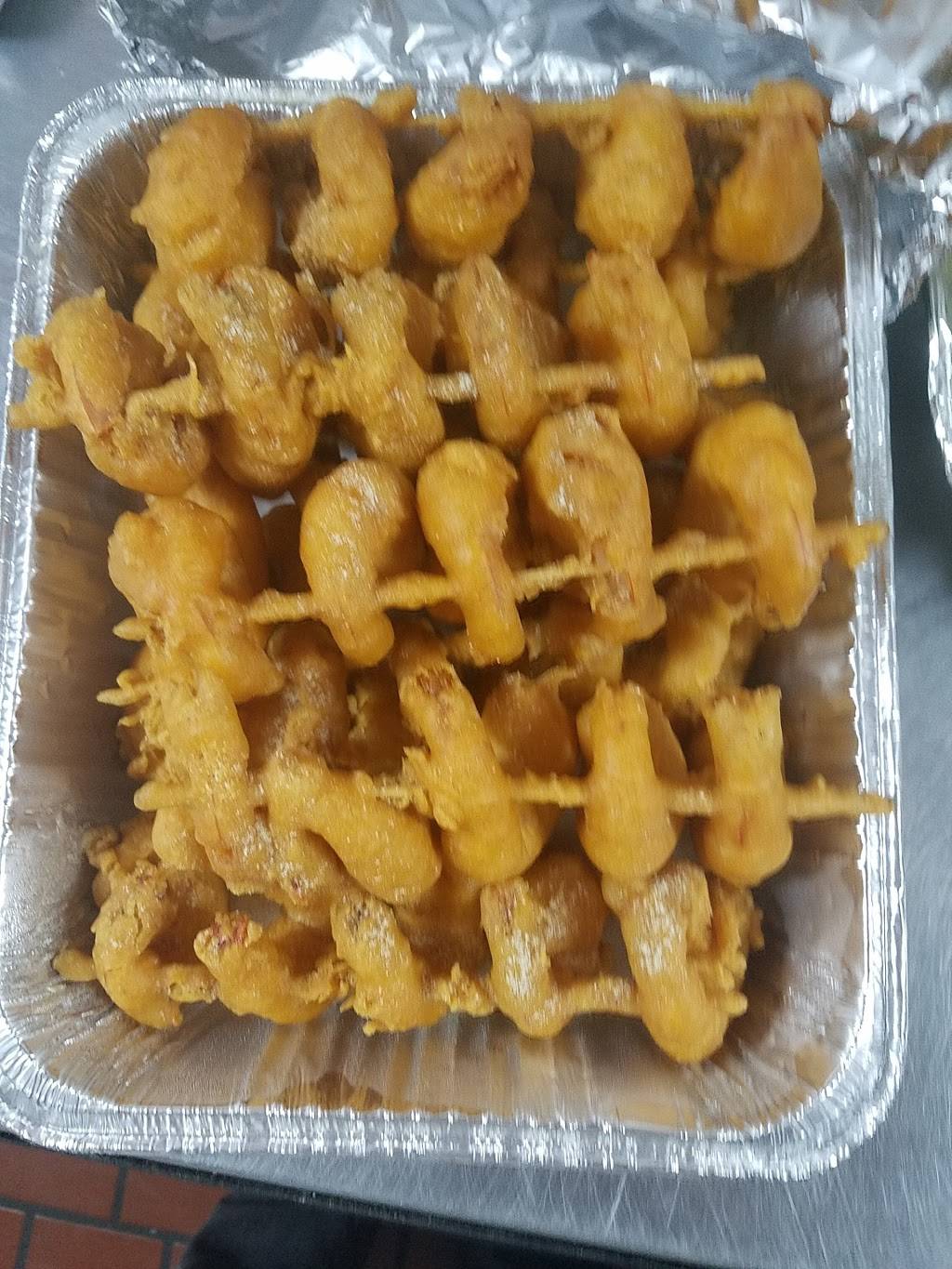 Great Lakes Fish and Chicken | restaurant | 20445 Van Dyke Ave, Detroit, MI 48234, USA | 3133666000 OR +1 313-366-6000