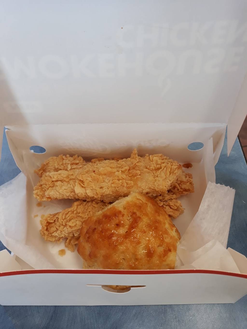 Churchs Chicken | restaurant | 4296 W Thomas Rd, Phoenix, AZ 85019, USA | 6022729127 OR +1 602-272-9127