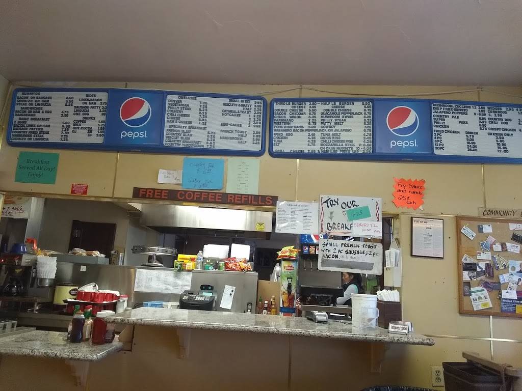 Country Boys Drive In | restaurant | 2648 E Fremont St, Stockton, CA 95205, USA | 2094642575 OR +1 209-464-2575