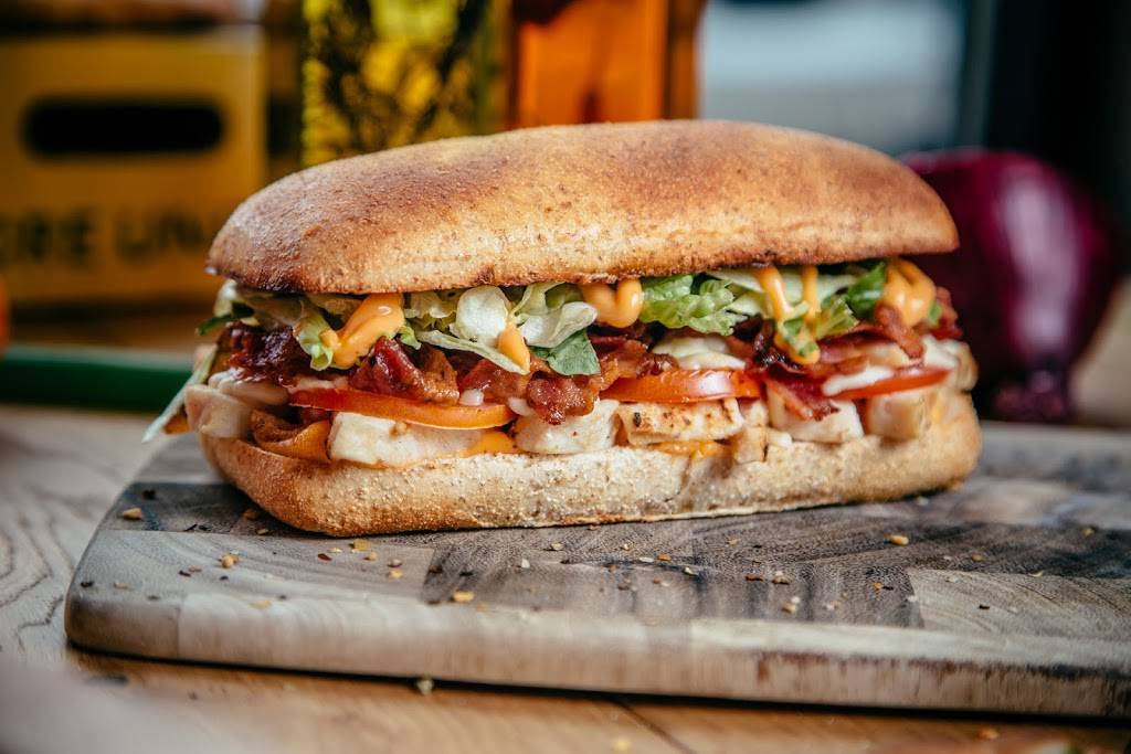 Pannizza | restaurant | 19001 Chemin Notre Dame Local 624, Mirabel, QC J7J 0T1, Canada | 4504204620 OR +1 450-420-4620