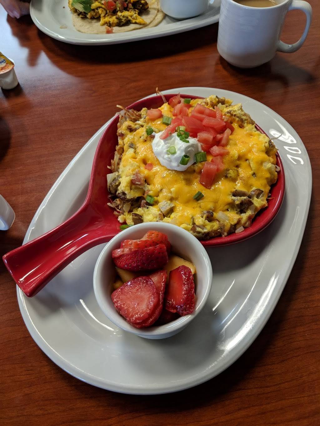 Friends Cafe | restaurant | 17391 17th St, Tustin, CA 92780, USA | 7146174661 OR +1 714-617-4661