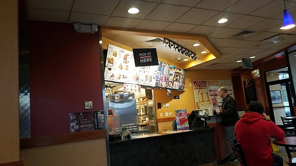 Taco Bell | meal takeaway | 44570 Michigan Ave, Canton, MI 48188, USA | 7343985341 OR +1 734-398-5341