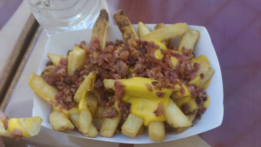 Charleys Philly Steaks | restaurant | 4230 Belden Village Mall, Canton, OH 44718, USA | 3309498795 OR +1 330-949-8795