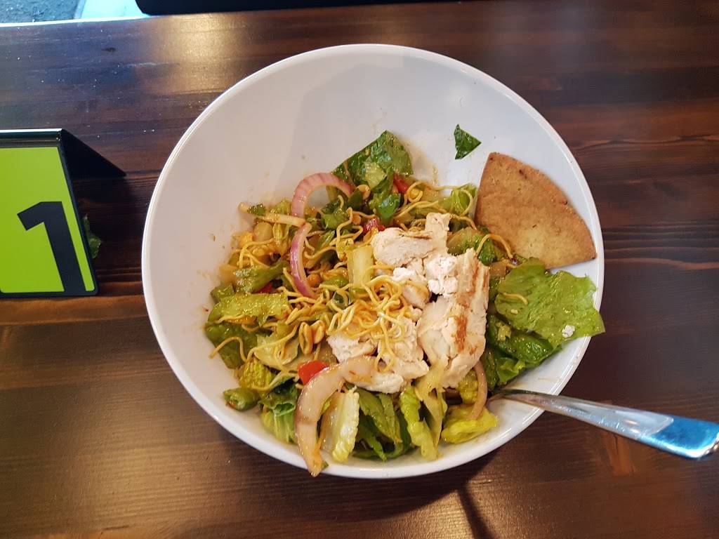 Osmows Shawarma | restaurant | 547 Cundles Rd E, Barrie, ON L4M 0J7, Canada | 7057352333 OR +1 705-735-2333