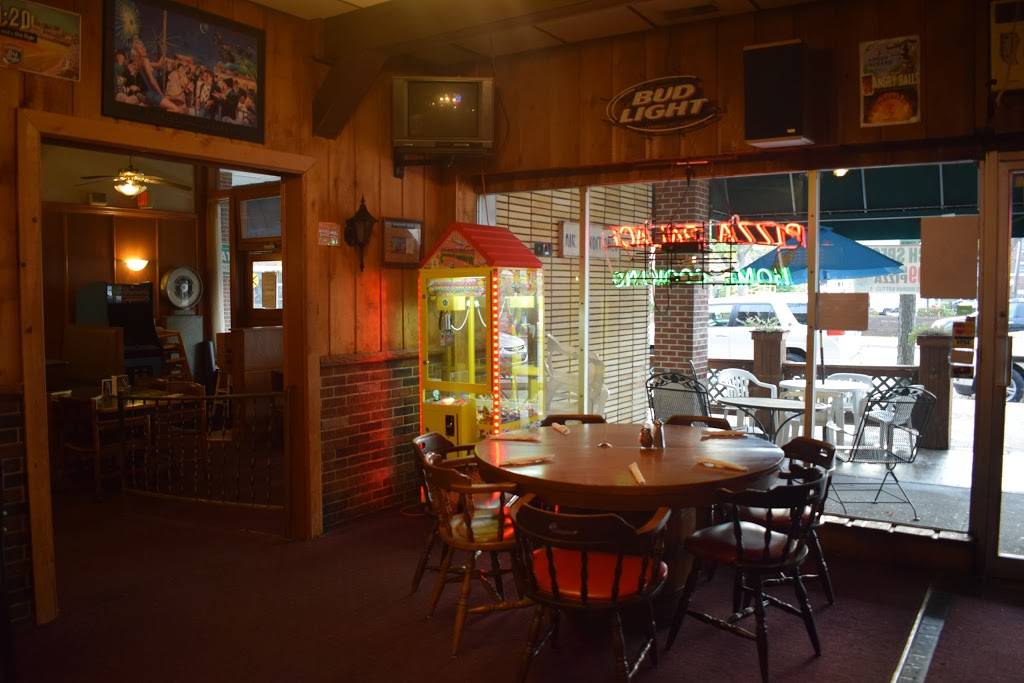 Pizza Palace | restaurant | 117 N Addison Ave, Elmhurst, IL 60126, USA | 6308345900 OR +1 630-834-5900