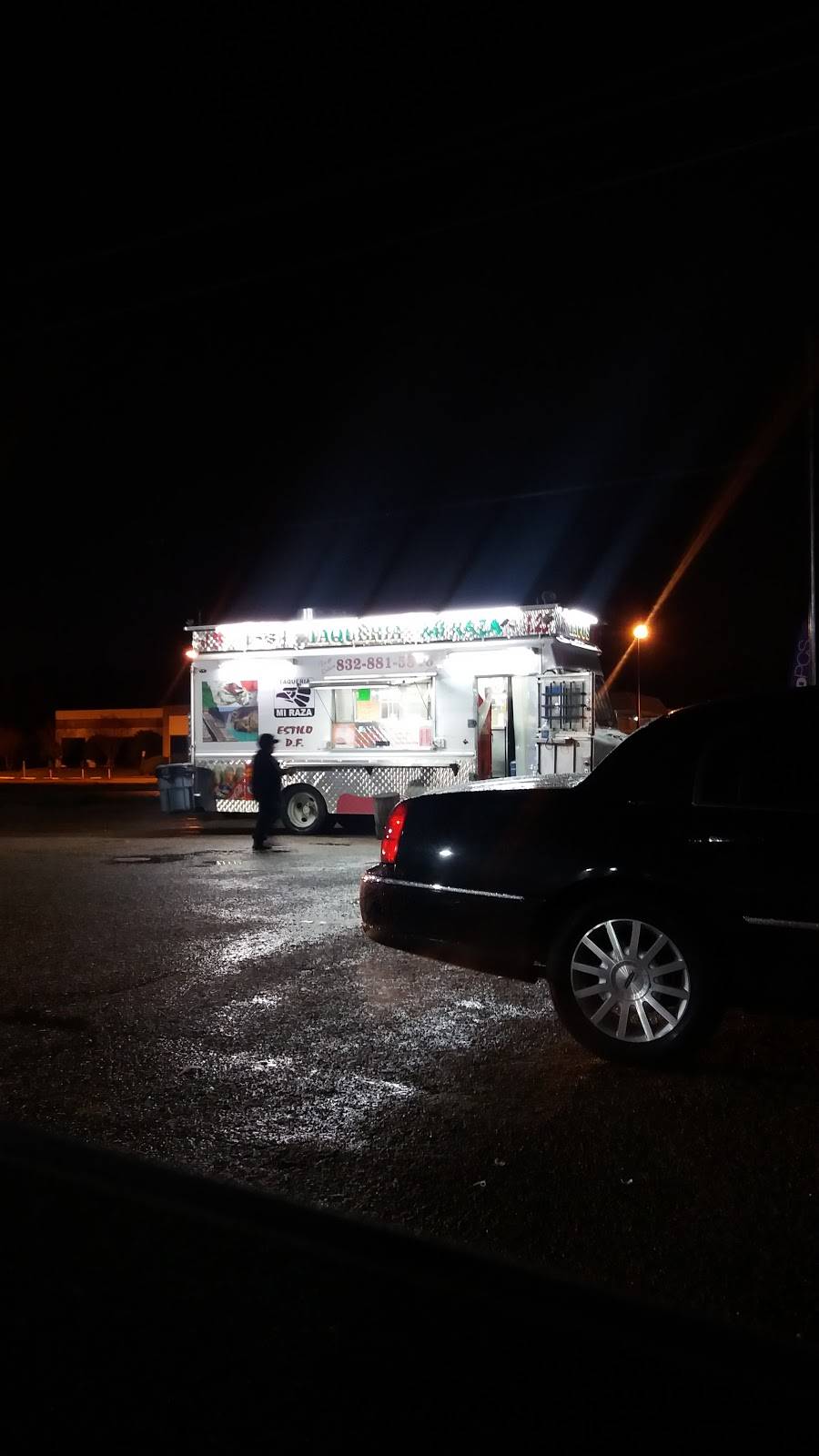 Taqueria MI Raza | restaurant | 9501-, 9531 N Houston Rosslyn Rd, Houston, TX 77088, USA | 8328815816 OR +1 832-881-5816