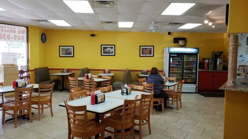 San Antonio Burger | restaurant | 8440 Fredericksburg Rd, San Antonio, TX 78229, USA | 2109490303 OR +1 210-949-0303