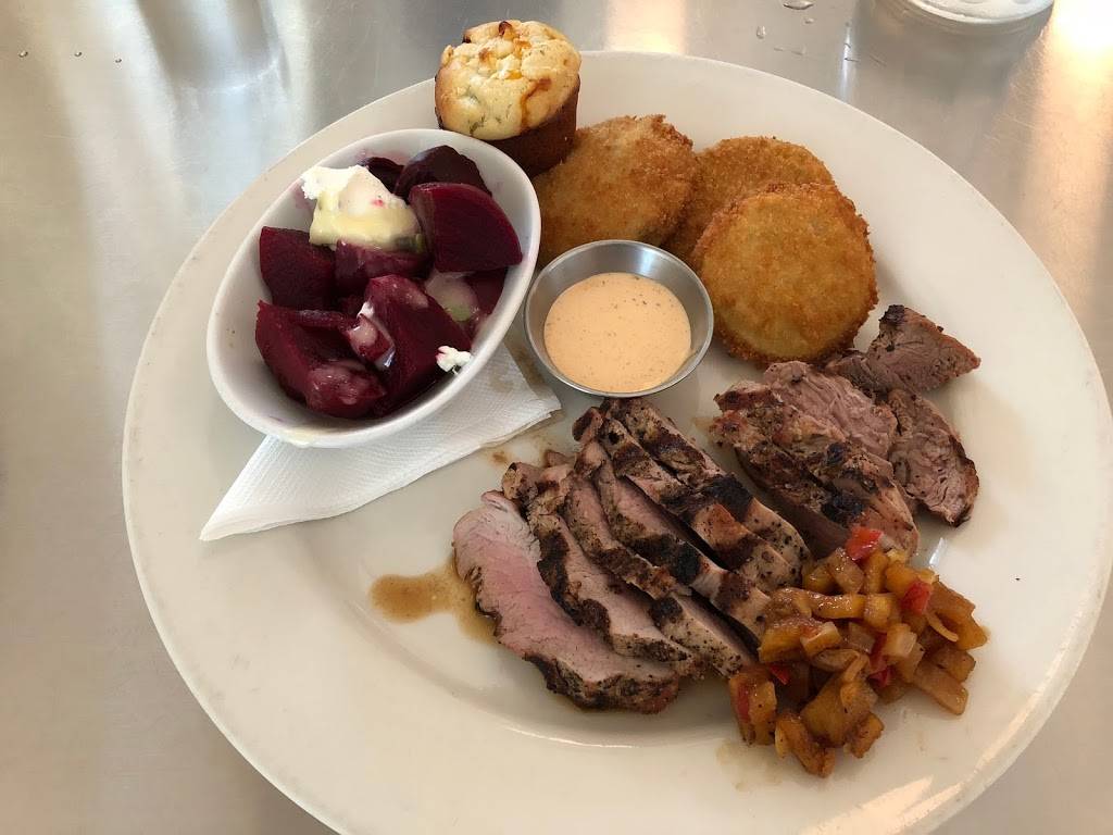 Public House Restaurant | restaurant | 1110 Market St, Chattanooga, TN 37402, USA | 4232663366 OR +1 423-266-3366