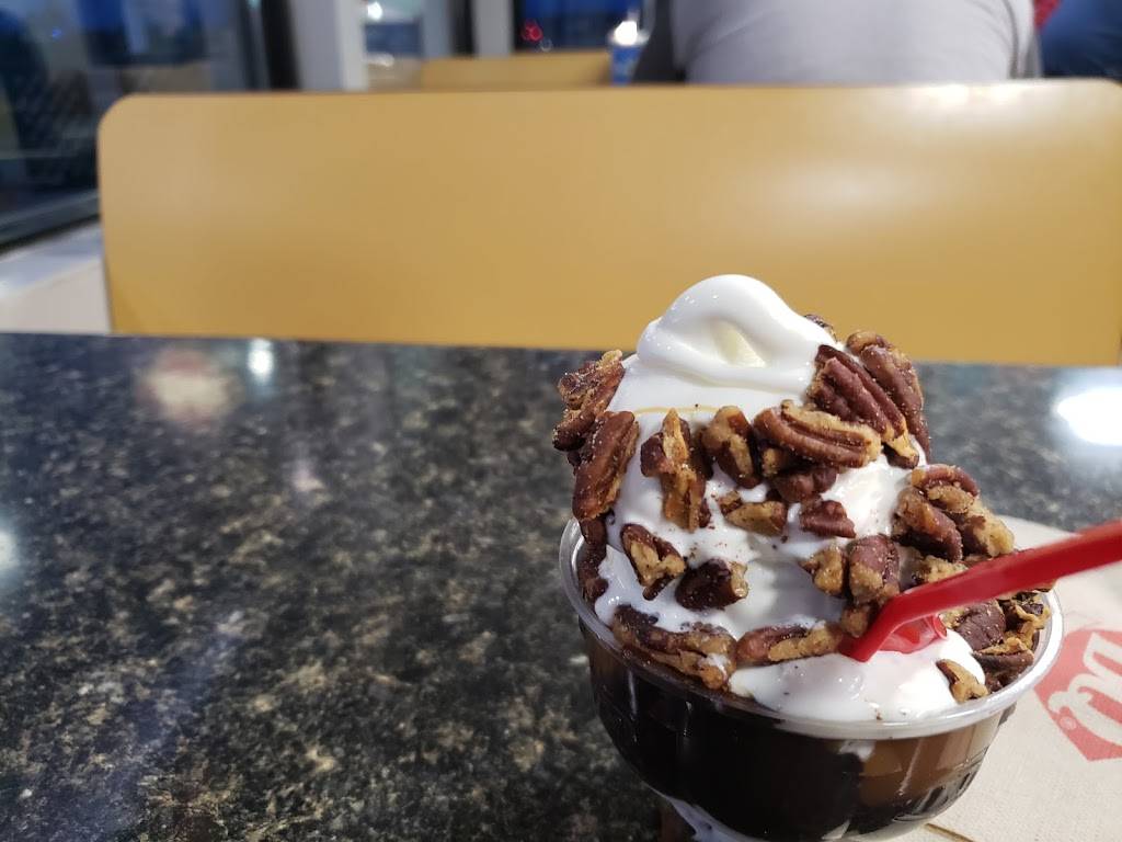 Dairy Queen | restaurant | 160 Mitchell Rd S, Listowel, ON N4W 2B3, Canada | 5192911401 OR +1 519-291-1401