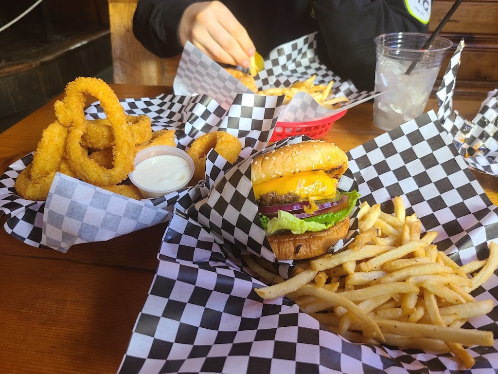 Naches Tavern | restaurant | 58411 WA-410, Enumclaw, WA 98022, USA | 3606632267 OR +1 360-663-2267