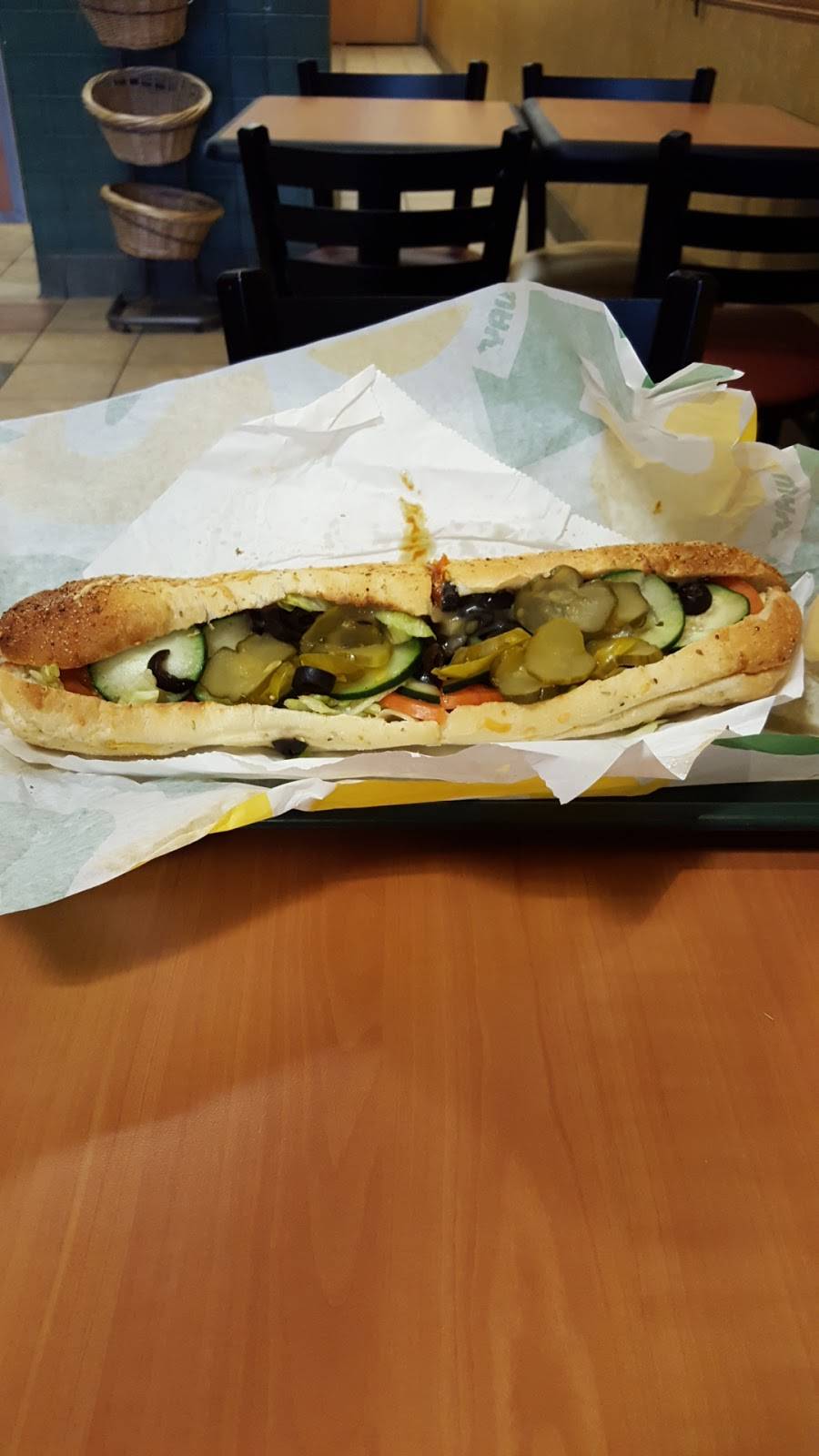 Subway Restaurants | restaurant | 1857 El Camino Real, Burlingame, CA 94010, USA | 6506523455 OR +1 650-652-3455