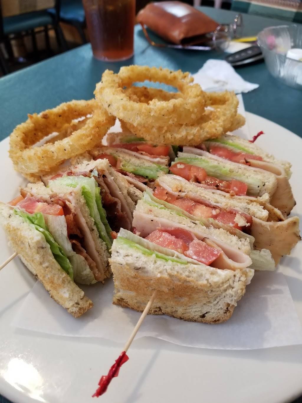 Kountry Kitchen | restaurant | 1008 W Dixie Ave, Leesburg, FL 34748, USA | 3523230852 OR +1 352-323-0852