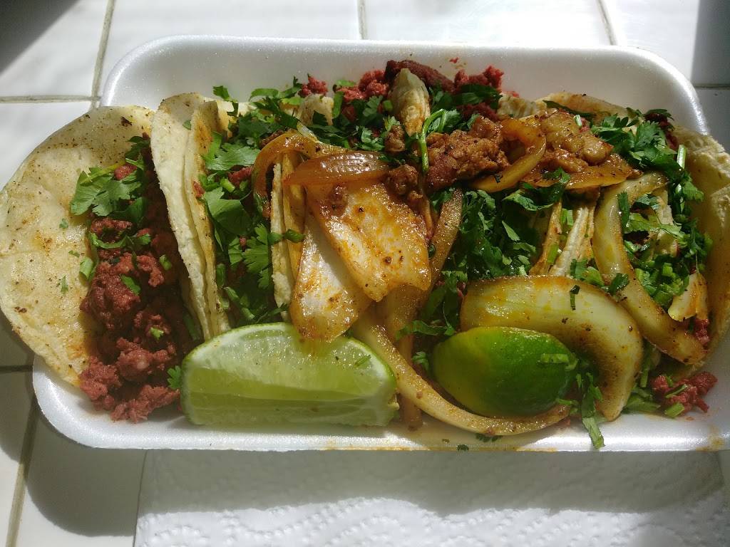 Taqueria El Burrito | restaurant | 107 S Combee Rd, Lakeland, FL 33801, USA | 8635958791 OR +1 863-595-8791