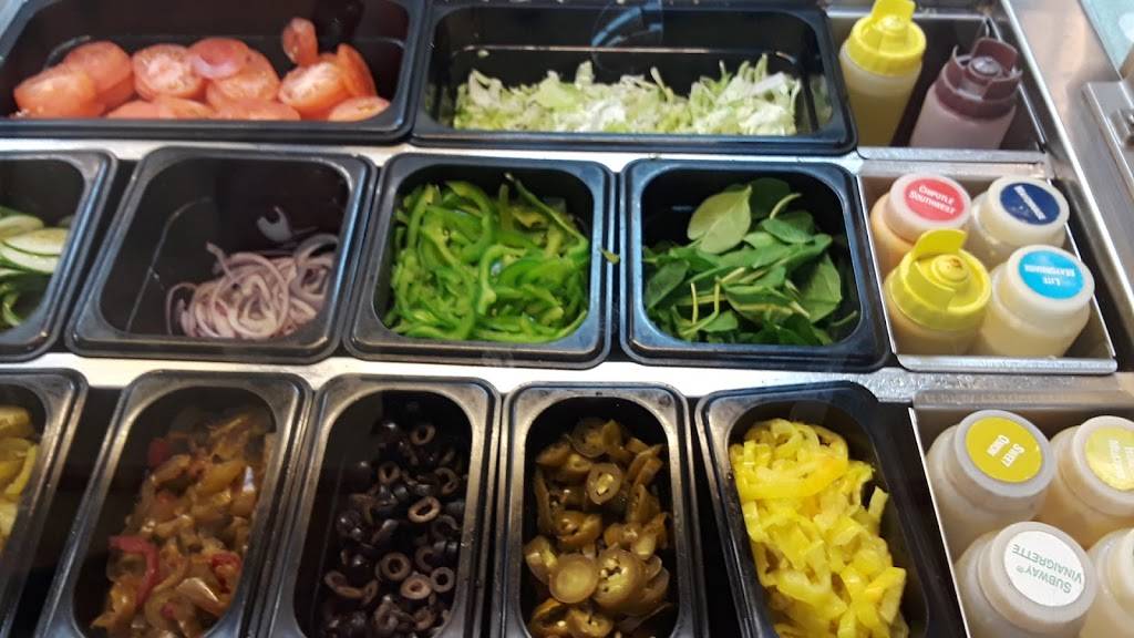 Subway Restaurants | restaurant | 1661 SW 107th Ave, Miami, FL 33165, USA | 3055521247 OR +1 305-552-1247