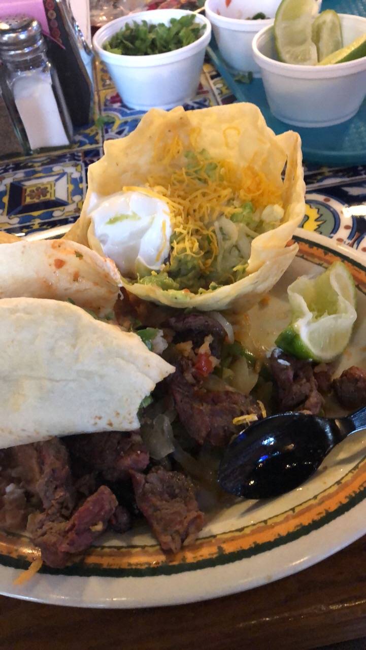 Rosas Café & Tortilla Factory | restaurant | 1920 Martin Dr, Weatherford, TX 76086, USA | 8175995335 OR +1 817-599-5335