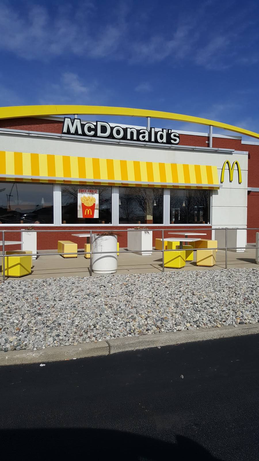 McDonalds | cafe | 4802 W 57th St, Indianapolis, IN 46254, USA | 3172911920 OR +1 317-291-1920