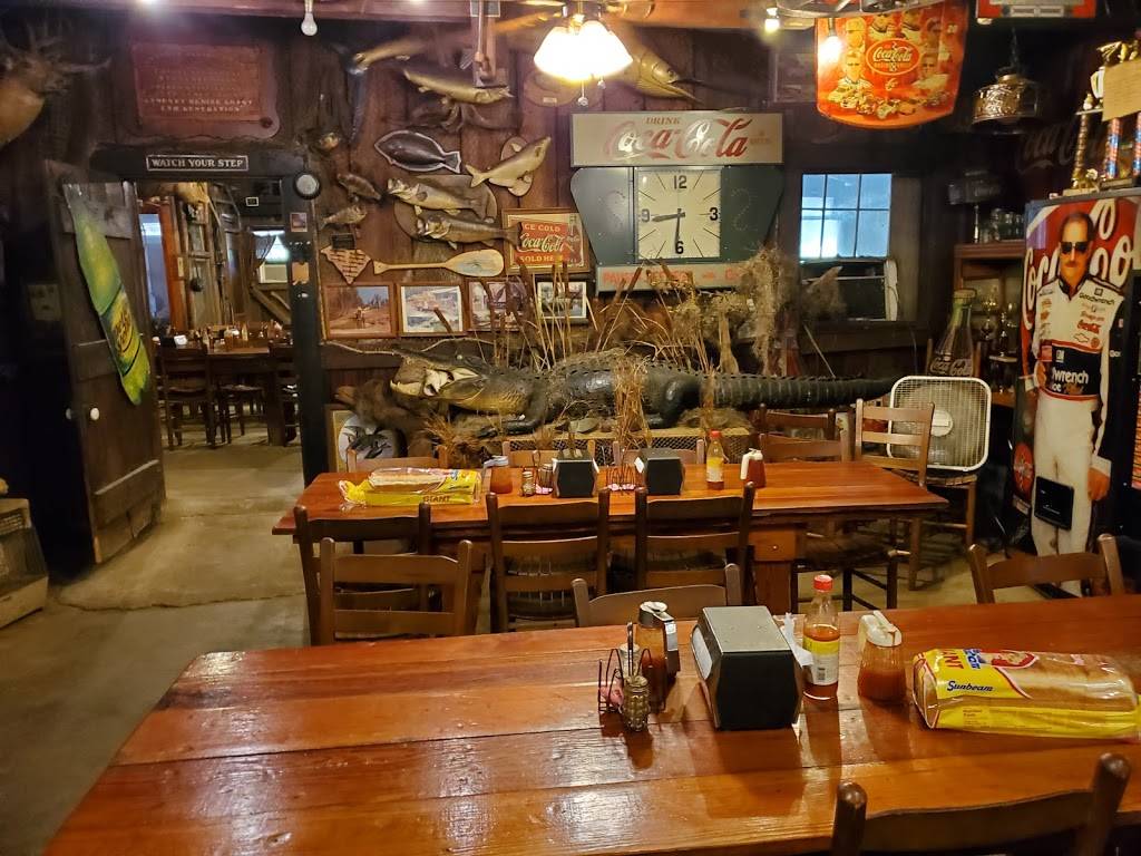 Heavys Barbeque | restaurant | 2288 Sparta Rd SE, Crawfordville, GA 30631, USA | 7064562445 OR +1 706-456-2445