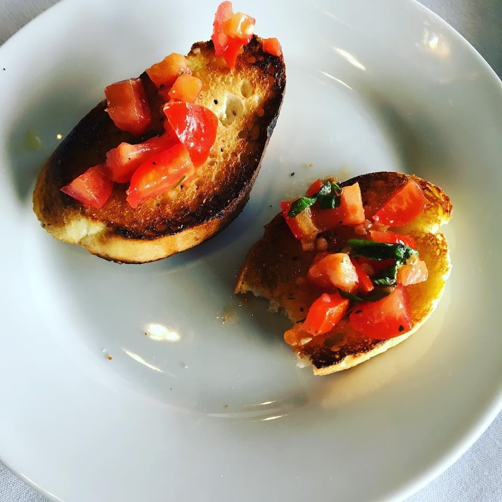 A&W Restaurant | restaurant | 2750 Duportail St, Richland, WA 99352, USA | 5096280066 OR +1 509-628-0066