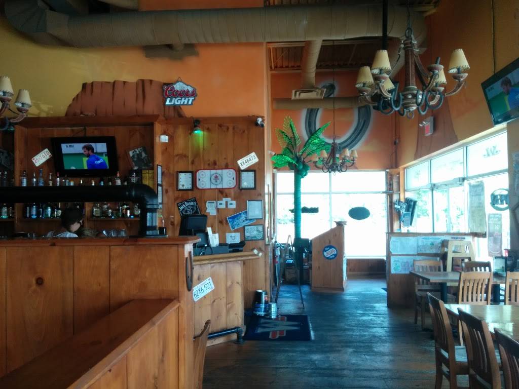 Wild Wing | restaurant | 610 Laurelwood Dr #400, Waterloo, ON N2V 0A2, Canada | 5198889453 OR +1 519-888-9453