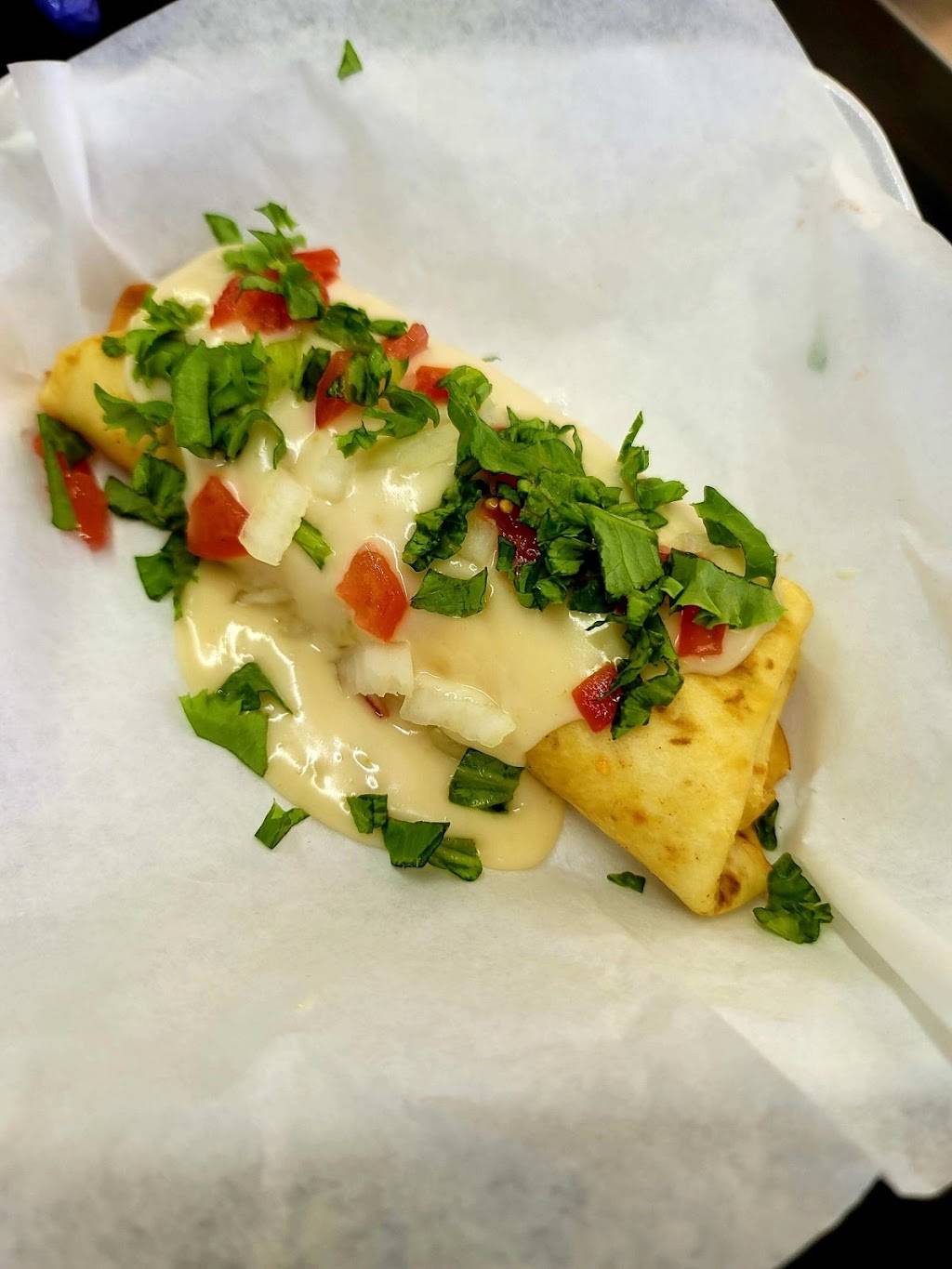 Hot Wheels Food Truck | restaurant | 777 N Twin Creek Dr, Killeen, TX 76543, USA | 2544442620 OR +1 254-444-2620