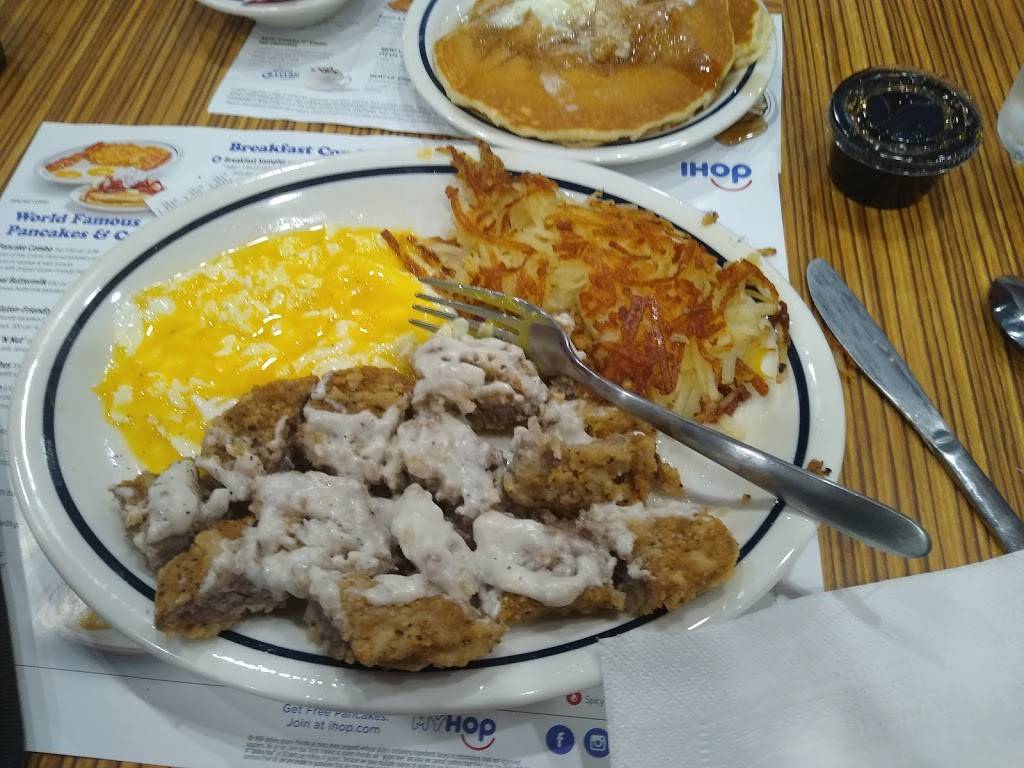 IHOP | restaurant | 855 Palm Bay Rd NE, West Melbourne, FL 32904, USA | 3212162089 OR +1 321-216-2089