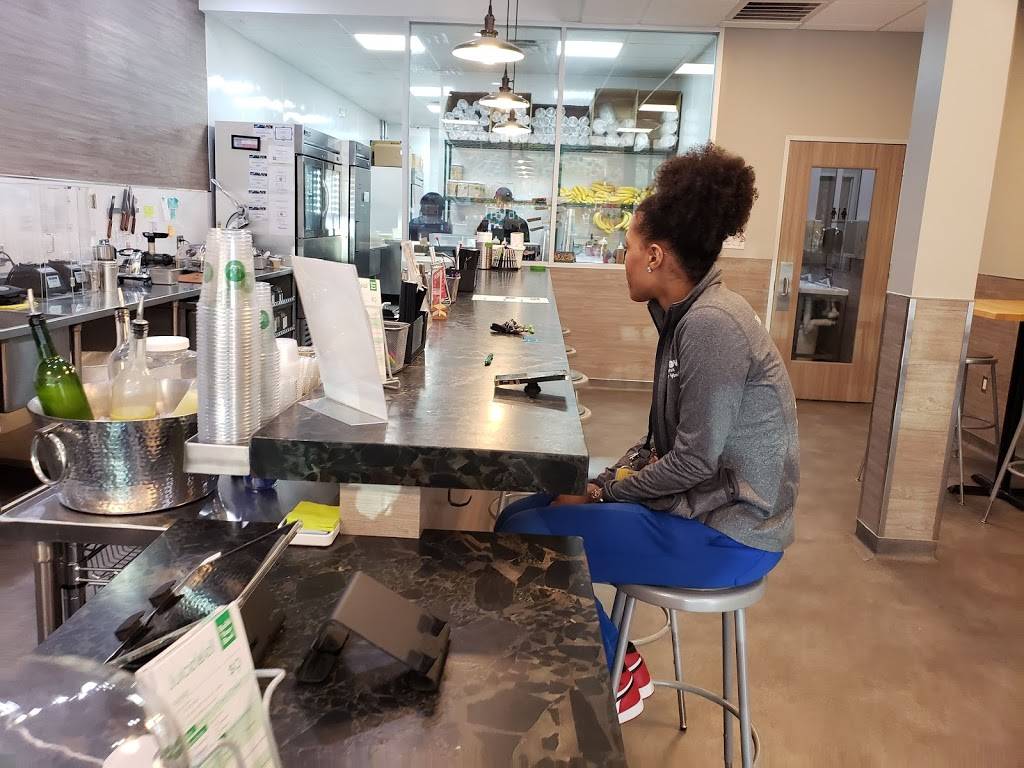 JuiceWell Memorial at Hedwig Village | restaurant | 9317 Katy Fwy Suite B, Houston, TX 77024, USA | 7134634709 OR +1 713-463-4709