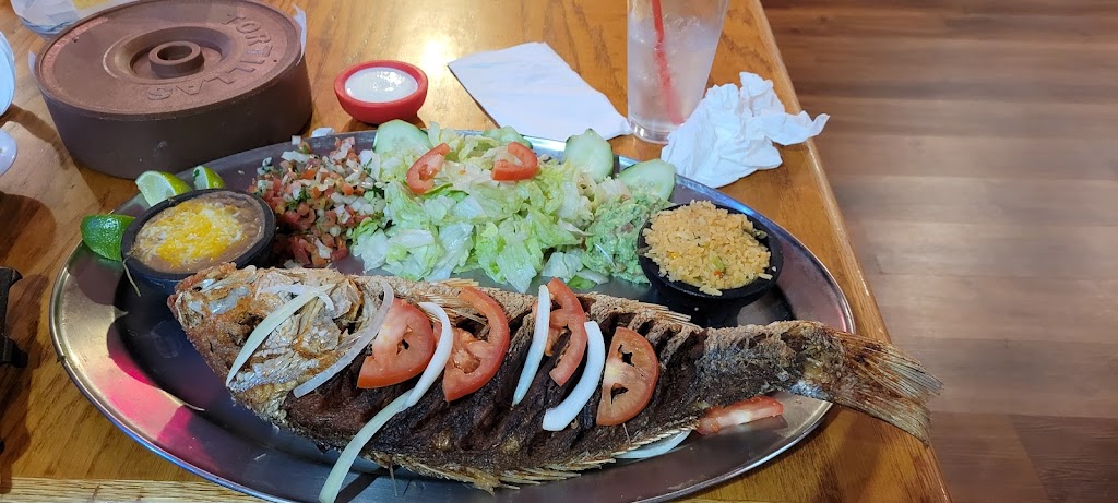Station 55 Seafood and Mexican Cocina | restaurant | 55 5th St, Gilroy, CA 95020, USA | 6692057200 OR +1 669-205-7200