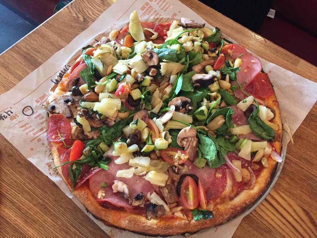 Blaze Pizza | meal takeaway | 5353 Almaden Expy, San Jose, CA 95118, USA | 4083801221 OR +1 408-380-1221