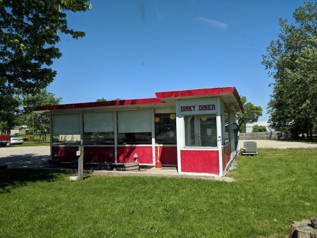 Dinky Diner | restaurant | 104 4th St, Decatur City, IA 50067, USA | 6414466581 OR +1 641-446-6581