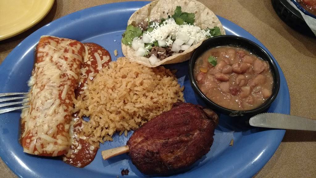 Sabrosa | restaurant | 5522 Elevator Rd, Roscoe, IL 61073, USA | 8156238226 OR +1 815-623-8226