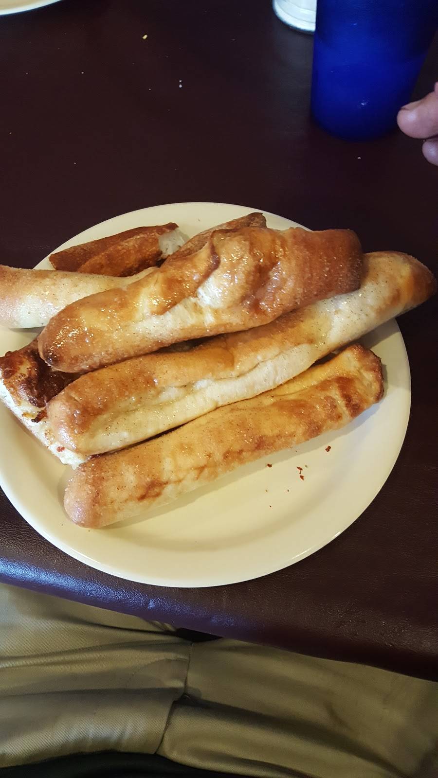 B.C. Pizza | restaurant | 1515 W Main St, Gaylord, MI 49735, USA | 9897311555 OR +1 989-731-1555