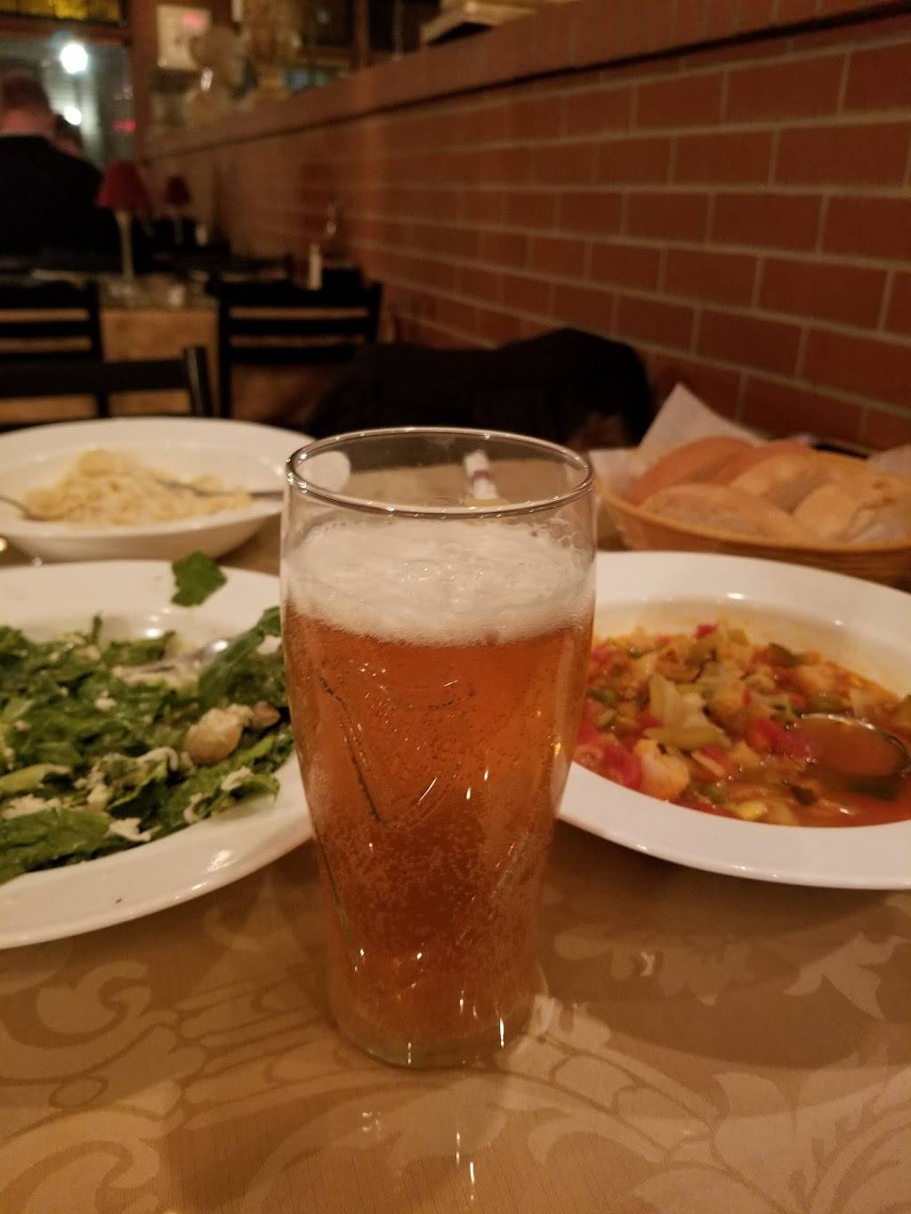 Franks Place | restaurant | 33 S Washington St, Danville, IN 46122, USA | 3177181146 OR +1 317-718-1146