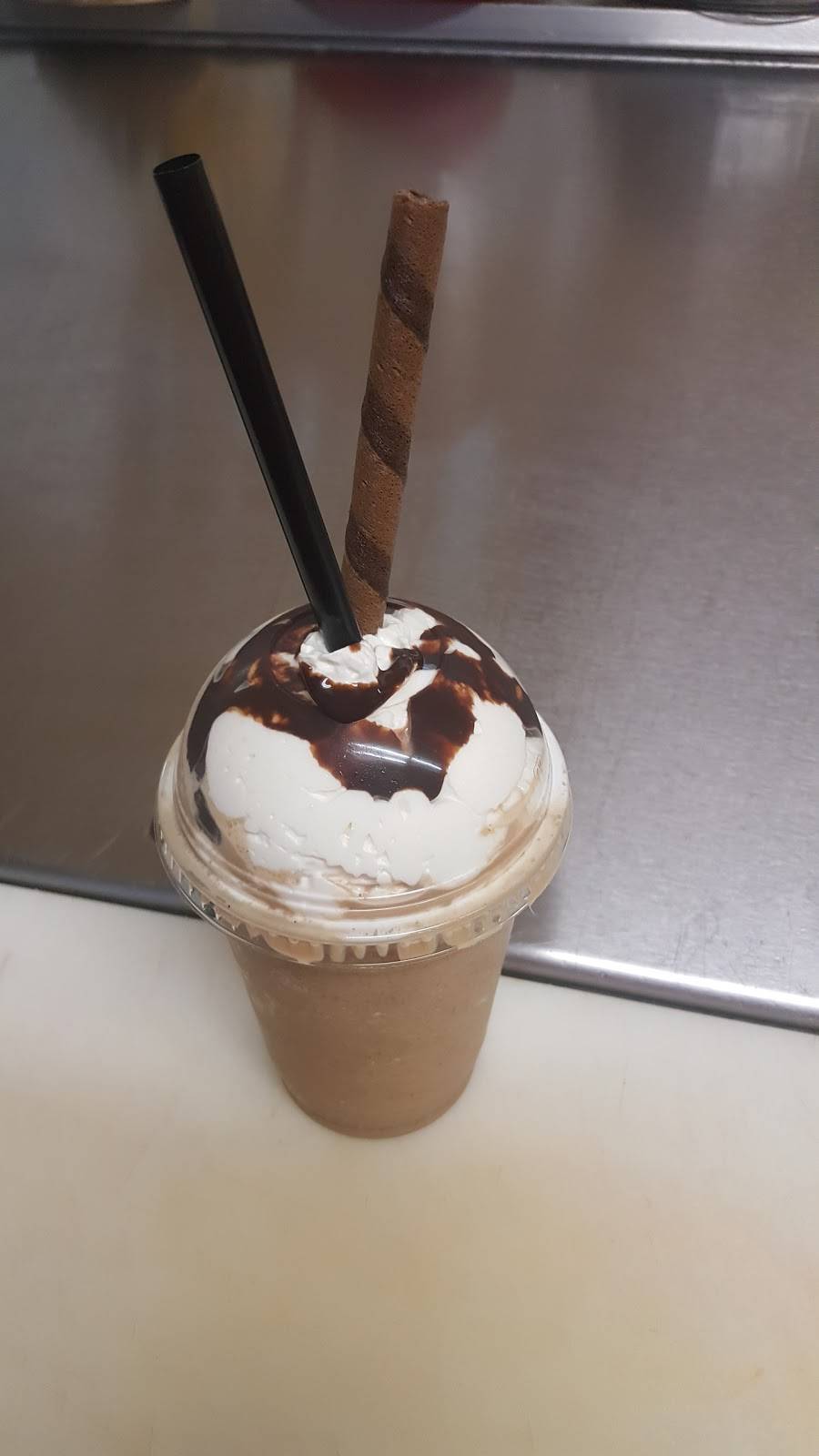 Frutas Lokas | restaurant | 2241 Girard St, Delano, CA 93215, USA | 6266221384 OR +1 626-622-1384