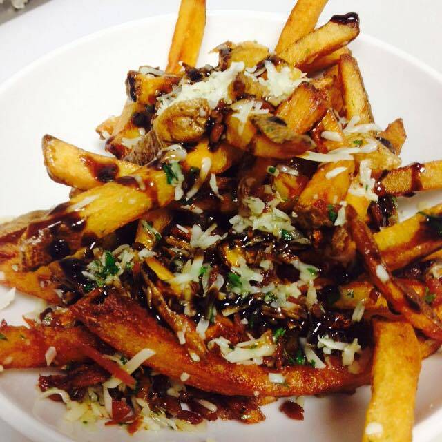 Amaia Martini Bar | restaurant | 176 Main St, Hudson, MA 01749, USA | 9785679779 OR +1 978-567-9779