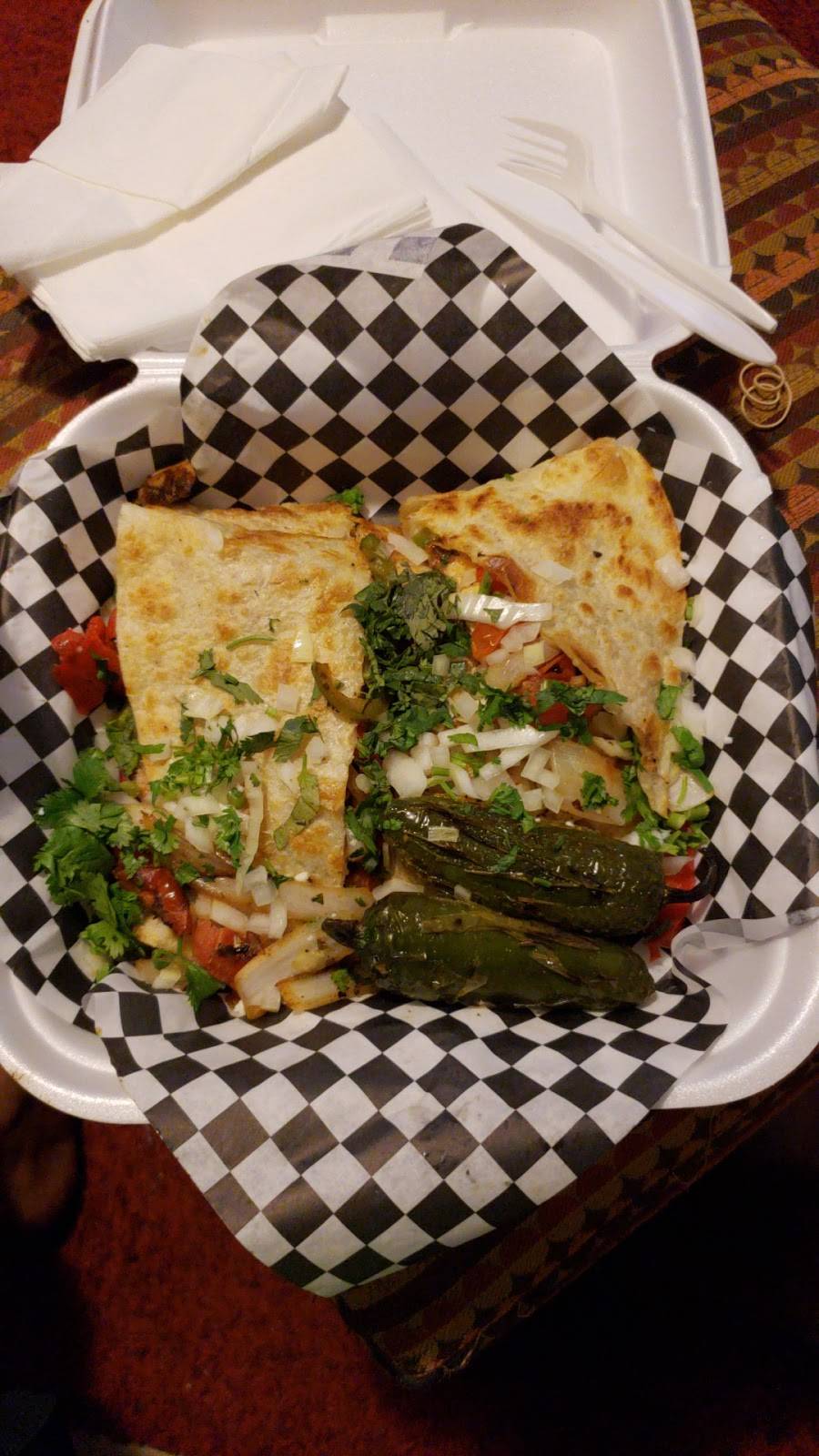 Boys Hamburgers | restaurant | 6810 Garfield Ave, Bell Gardens, CA 90201, USA | 5629287105 OR +1 562-928-7105