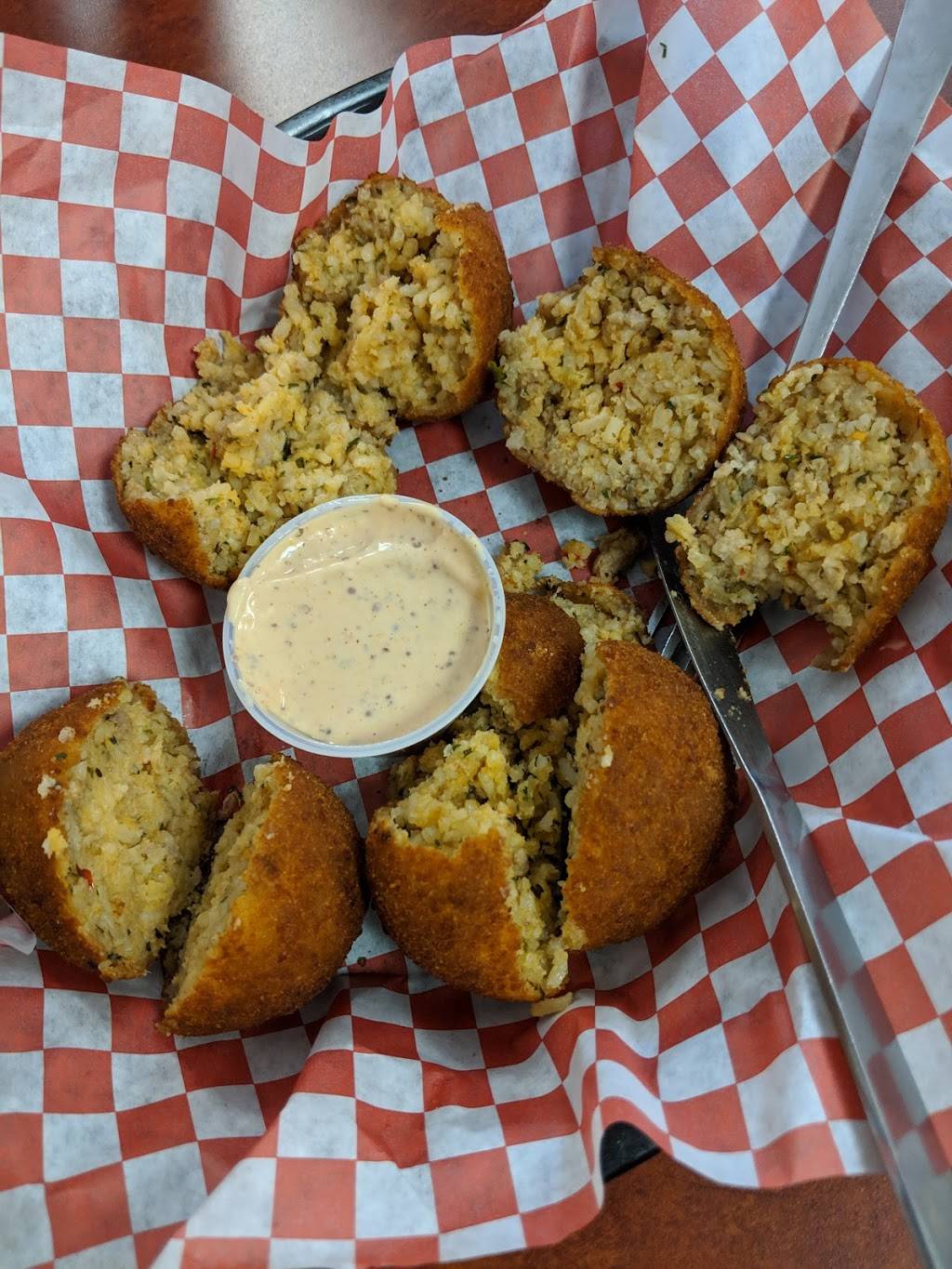 Louisiana Fish House | restaurant | 1402 Spring Cypress Rd, Spring, TX 77373, USA | 2817195468 OR +1 281-719-5468