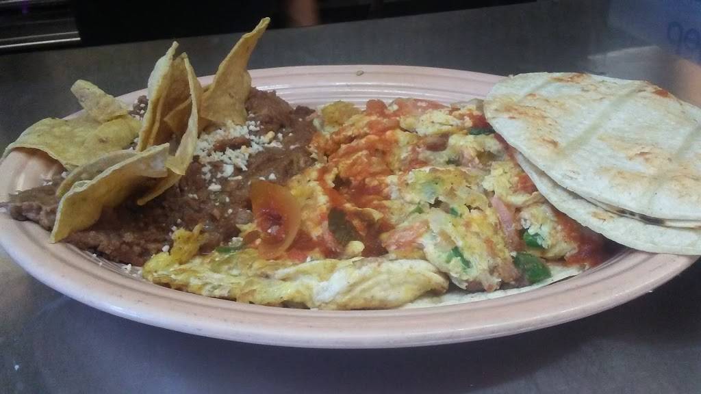 Pepes Mexican Restaurant | restaurant | 1901 W 79th St, Chicago, IL 60620, USA | 7732241108 OR +1 773-224-1108