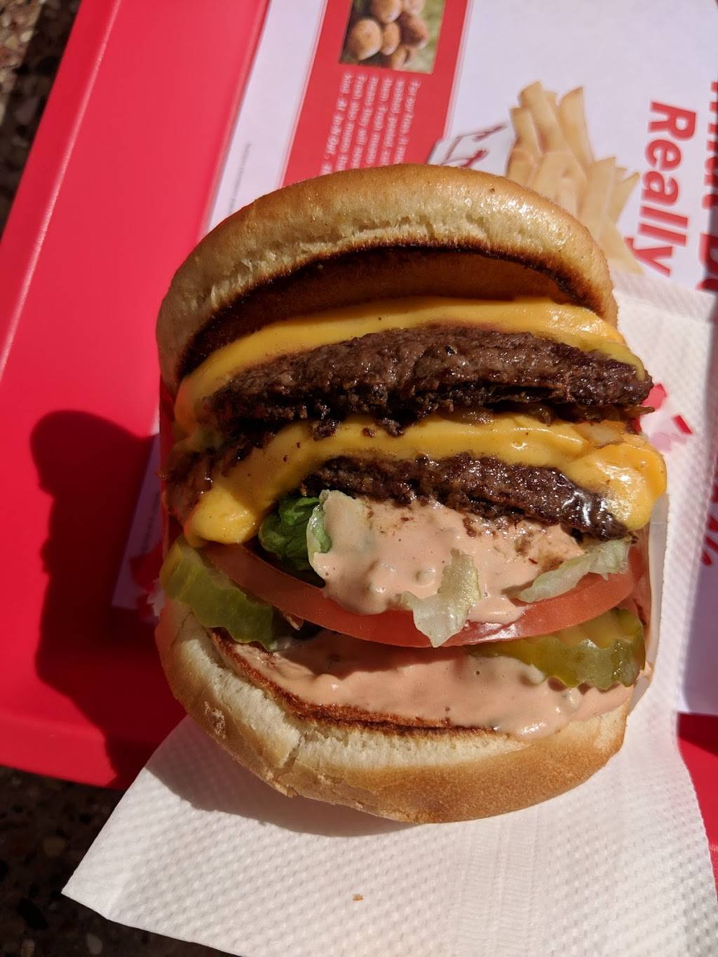In-N-Out Burger | restaurant | 3156 N Recker Rd, Mesa, AZ 85215, USA | 8007861000 OR +1 800-786-1000