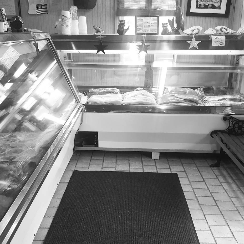 Hunters Crabs & Seafood Market | restaurant | 4801 Main St, Grasonville, MD 21638, USA | 4108278923 OR +1 410-827-8923