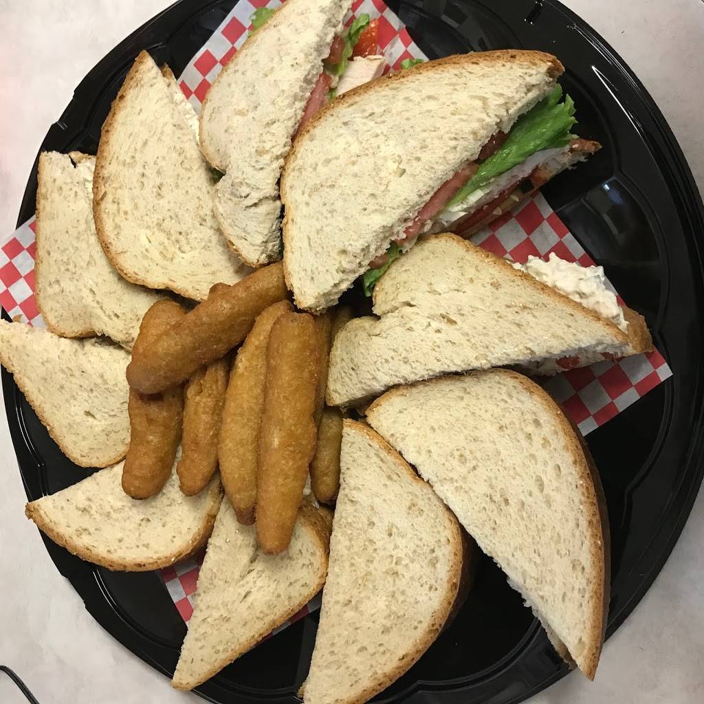 BroadStreet Diner | restaurant | 464 S Broad St, Canfield, OH 44406, USA | 3302863463 OR +1 330-286-3463