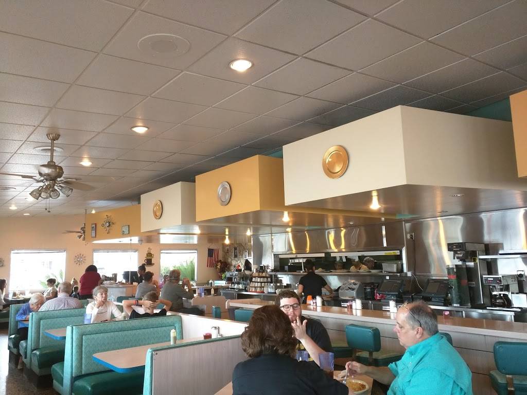 Thousand Oaks Cafe II | restaurant | 1271 Austin Hwy, San Antonio, TX 78209, USA | 2108294800 OR +1 210-829-4800