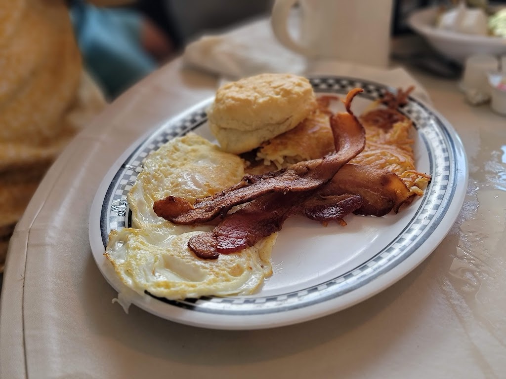 The Lunchbox | restaurant | 295 N Magnolia Dr, Tallahassee, FL 32301, USA | 8509429766 OR +1 850-942-9766