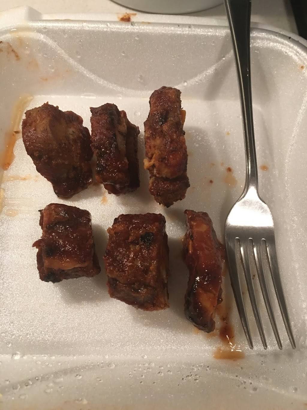 Mr. BBQ Express | restaurant | 1600 W Broadway Ave, Minneapolis, MN 55411, USA | 6125884227 OR +1 612-588-4227