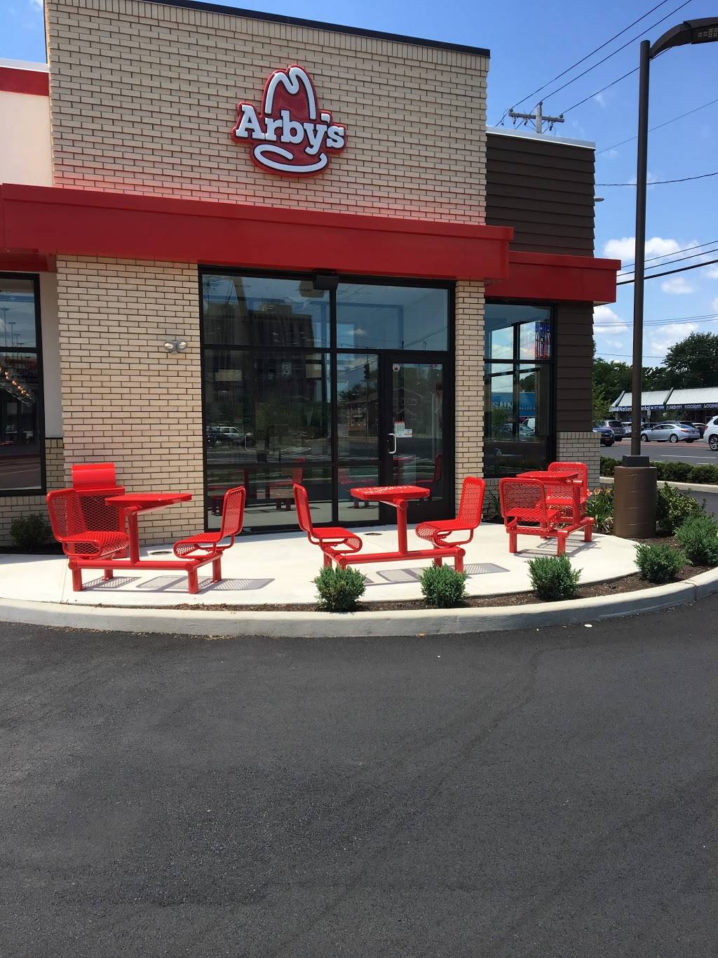 Arbys | restaurant | 2080 Hempstead Turnpike, East Meadow, NY 11554, USA | 5162221232 OR +1 516-222-1232