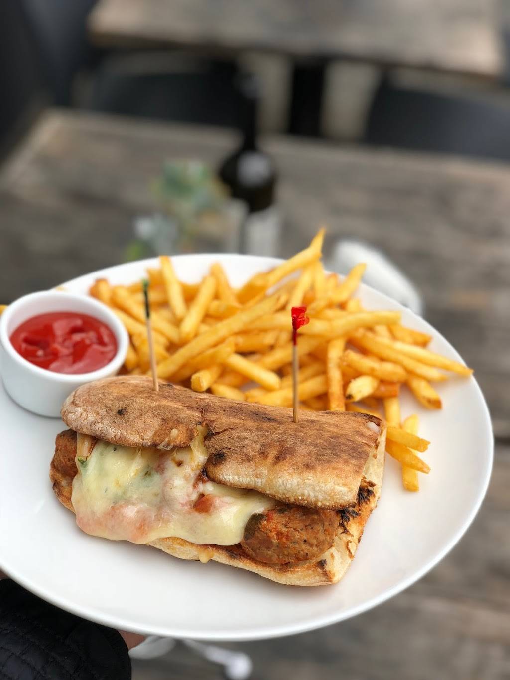 WOOD | meal takeaway | 2861 Sunset Blvd, Los Angeles, CA 90026, USA | 3236679940 OR +1 323-667-9940