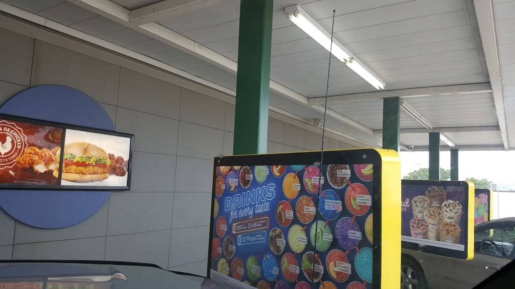 Sonic Drive-In | restaurant | 6101 S Shields Blvd, Oklahoma City, OK 73149, USA | 4056313599 OR +1 405-631-3599