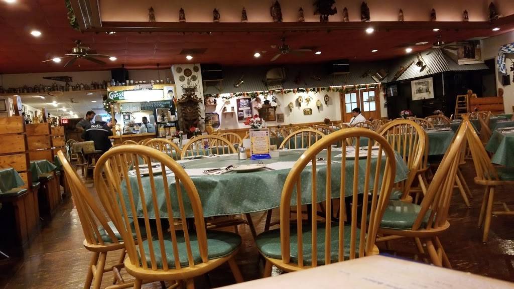 Schnitzel Platz | restaurant | 729 North Ave, Glendale Heights, IL 60139, USA | 6309429900 OR +1 630-942-9900