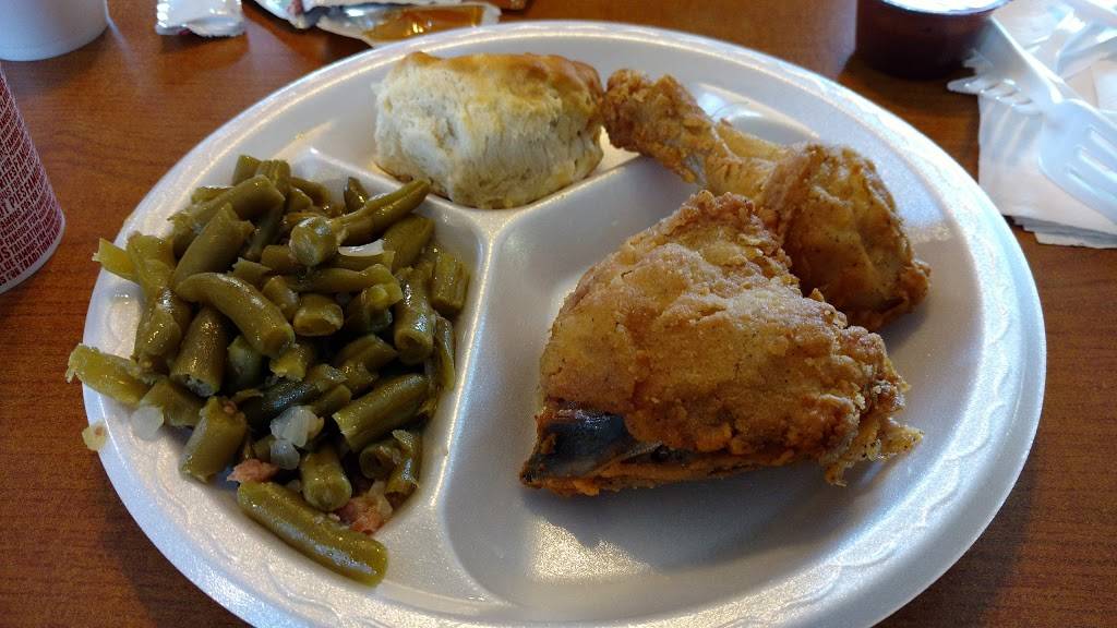 Lees Famous Recipe Chicken | restaurant | 119 Commercial Ave SW, New Philadelphia, OH 44663, USA | 3303391848 OR +1 330-339-1848