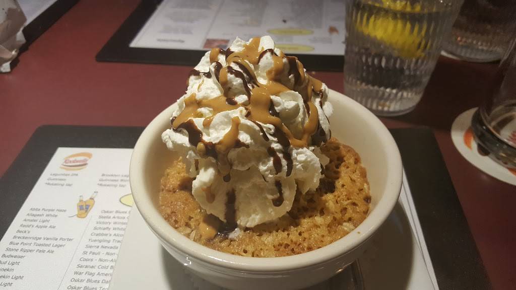 Rockwells | restaurant | 105 Wolfs Ln, Pelham, NY 10803, USA | 9147385881 OR +1 914-738-5881