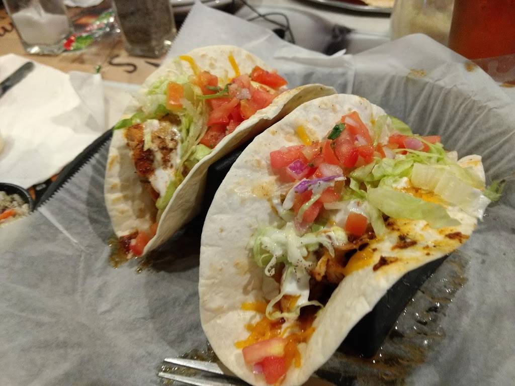 Pirates Well Restaurant & Bar | restaurant | 12041 Southern Blvd, Loxahatchee, FL 33470, USA | 5614692333 OR +1 561-469-2333